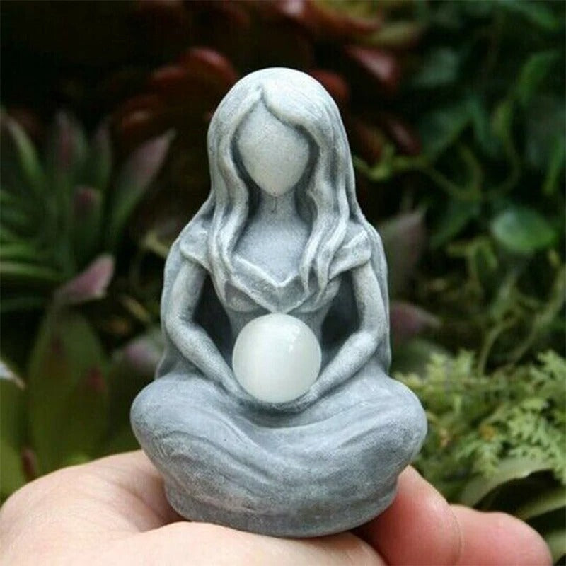 Moon Goddess Statue – Greek-Inspired Resin Sculpture