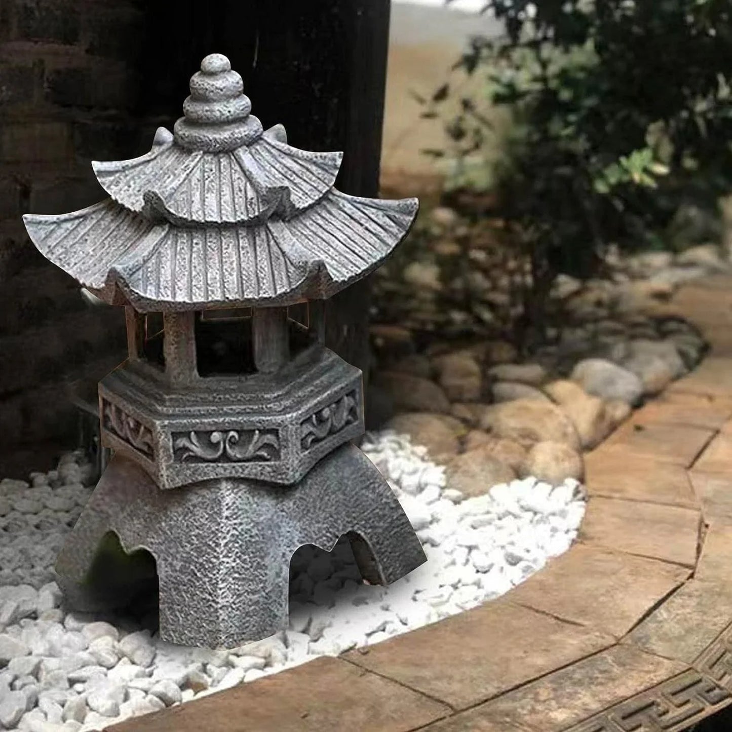 Solar LED Pagoda Lantern – Japanese Garden Light Statue