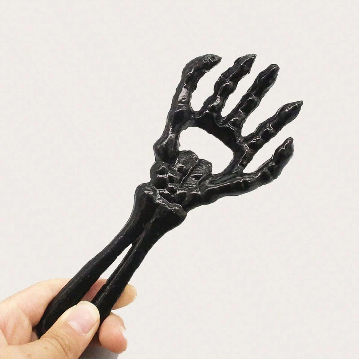 1pc Skeleton Hand Bottle Opener – Halloween Party Essential