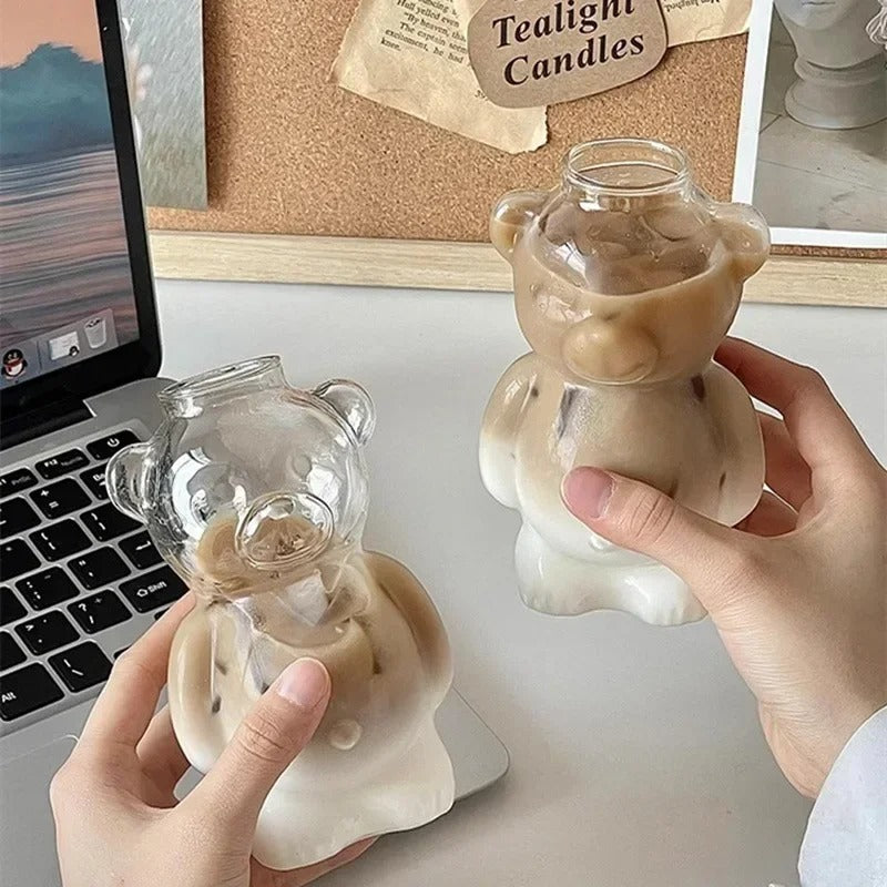 Glasbecher mit Strohhalm und Cartoon-Bär – Süßes Geschenk für Kinder und Frauen