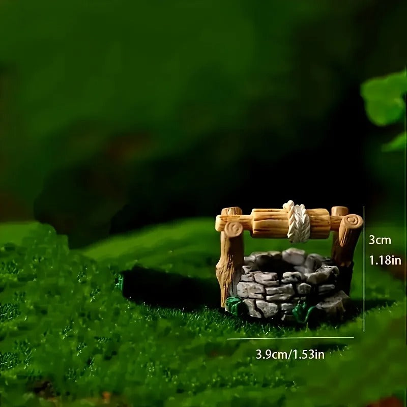 Miniature Resin Wishing Well – Fairy Garden Decor