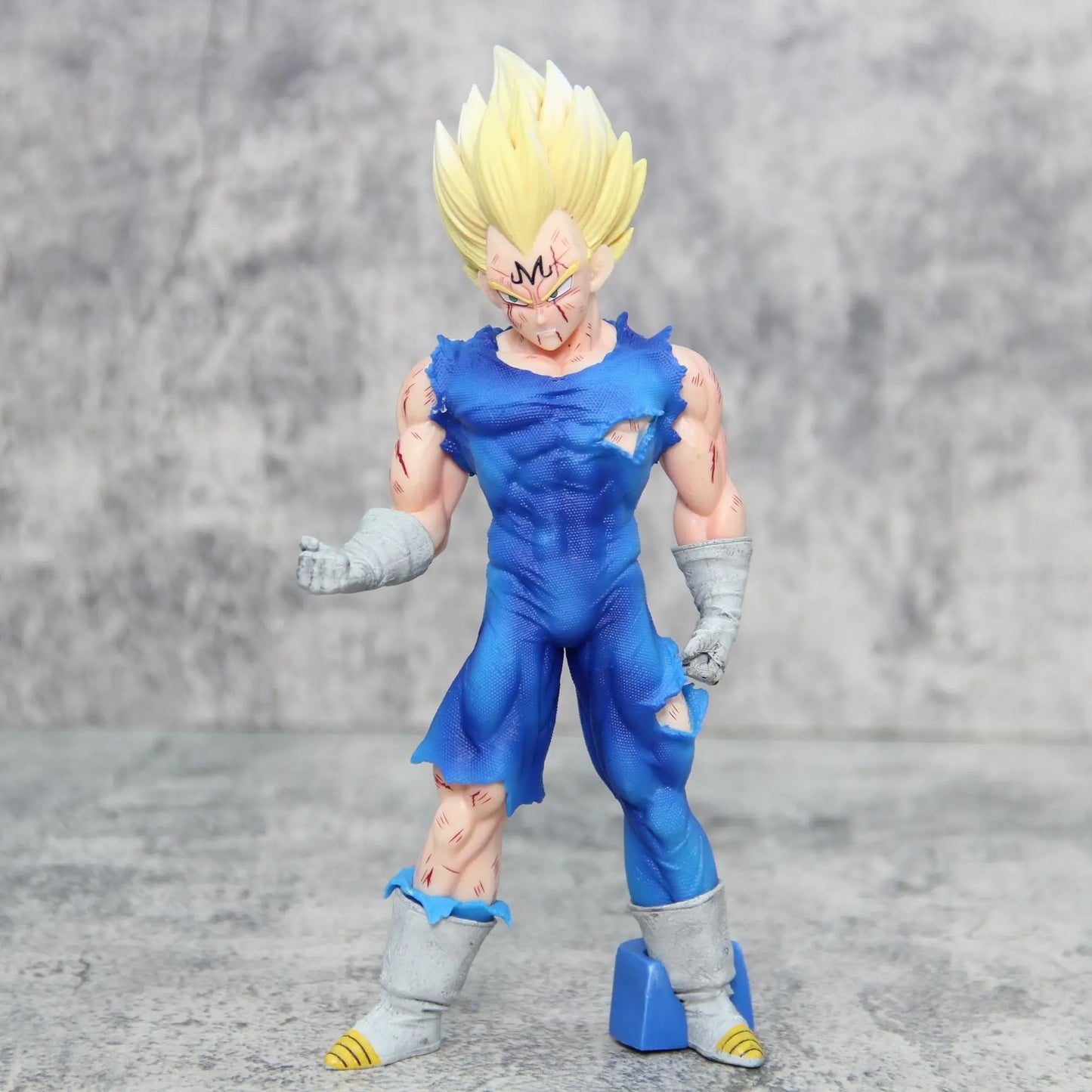 Majin Vegeta Super Saiyan Figure