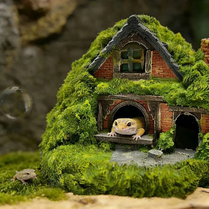 Mossy Reptile Hideout House