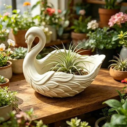 Elegant Swan Catch-All Bowl