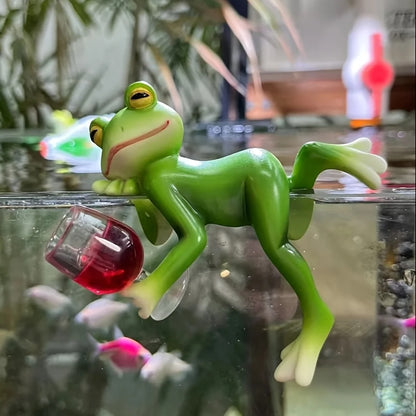 Frog with Wine Glass Pot Hanger – Fun Garden & Balcony Decoration
