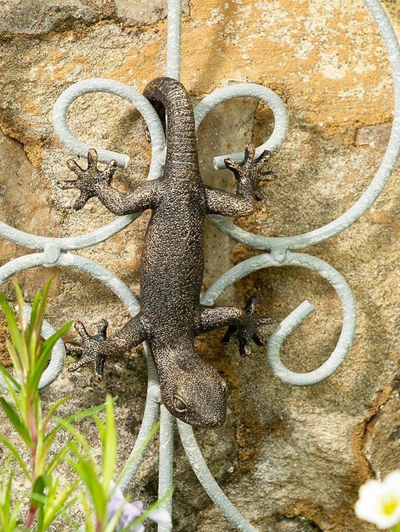 Gecko Hanging Planter Decor