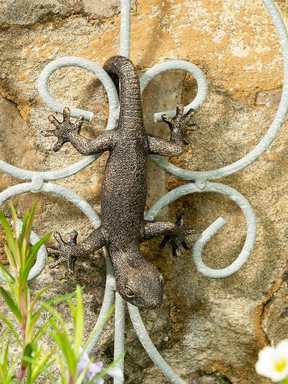 Gecko Hanging Planter Decor