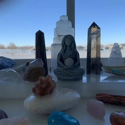 Moon Goddess Statue – Greek-Inspired Resin Sculpture