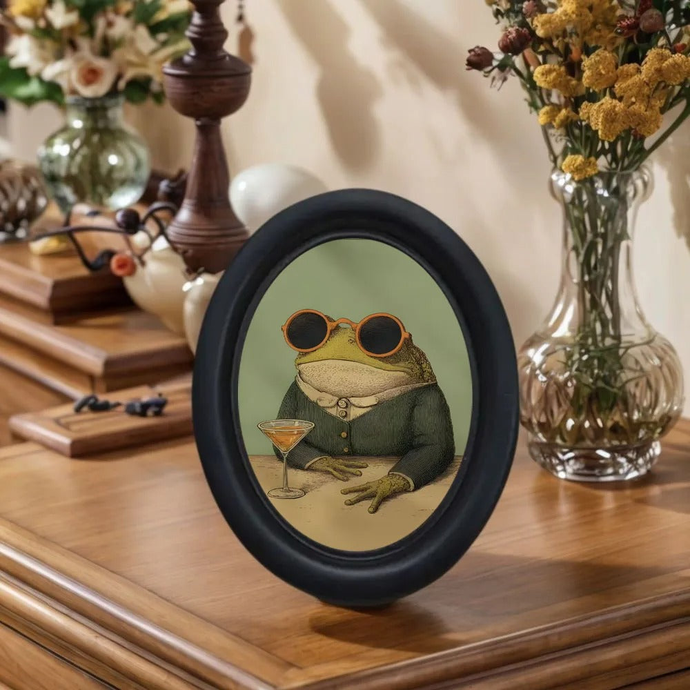 Cool Frog Cocktail Wall Decor